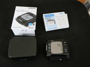 OMRON　オムロン　手首式血圧計 HEM-6233T Bluetooth スマホアプリ