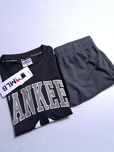 新品 未使用 MLB　ヤンキース 140 半袖Tシャツ パジャマ パンツ 部屋着 送料無料 即決 完売 ルームウェア　Aら