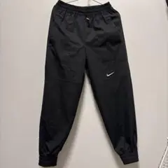 NIKE ブラック ジョガーパンツ