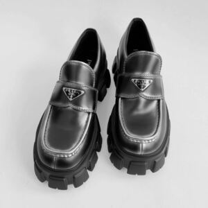 27.5cm PRADA プラダ モノリスブラッシュドレザー ローファー MONOLITH BRUSHED LEATHER LOAFERS 22AW 新品 ブラック/シルバー 靴 完売品