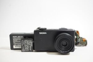 C122242)SIGMA シグマ DP2 Merrill 　コンパクトデジタルカメラ