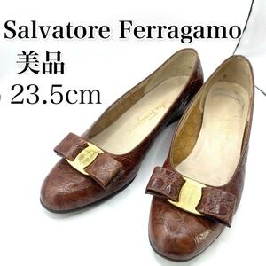 【美品】Salvatore Ferragamo サルバトーレ　フェラガモ　パンプス ブラウン 23.5cm　クロコ型