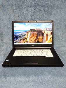 【動作品】富士通 FMV LIFEBOOK A576/S (インテルCore i5-6300U)