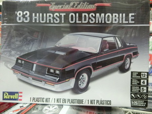 レベル　 85-4317　1/25　83　HURST　OLDSMOBILE