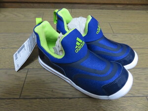 【新品】adidasアディダススニーカー　２１．０