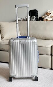 RIMOWA Original Twist リモワ オリジナル 20インチ 37 リットル スーツケース スーツケース 機内持ち込み可能