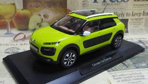 ★レア絶版*Norev*1/18*2014 Citroen C4 Cactus イエローグリーン