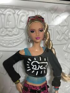 BARBIE SIGNATURE Keith Haring バービー シグネチャー　キースヘリング