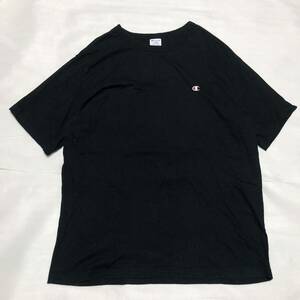 【美品】Champion チャンピオン オーバーサイズTシャツ 半袖カットソー 2L 黒 ブラック ウォッシュ加工 目付き ロゴ刺繍 大きいサイズ