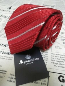 アクアスキュータム Aquascutum 美品 新品未使用タグ付き 微光沢 ネクタイ 斜めストライプ レジメンタル 赤 W-003866 ゆうパケット