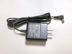 ★★OLYMPUS ACアダプター 入力:AC100-120V 出力:DC5V 1.6A S-8440