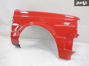 トヨタ 純正 KP61 スターレット 中期 角目 フロント フェンダー 右 右側 運転席側 赤系 旧車 当時物 即納 棚2F-H-1