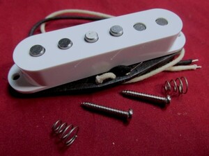 ★新品セール！最安値★Gotoh Pickups／ST-Classic α-M-White◆国産 高品質 PU ゴトー ミドル/Middleセンター/Center バランス＆クリア