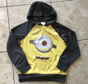 新品　ミニオン　プルオーバー　トレーナー　140 minions 子供服　スウェットパーカー　海外直輸入