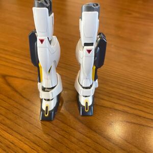 機動戦士ガンダム　パーツ　ジャンク　HGAC ガンダムダブルエックス　両足