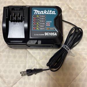 マキタ　Makita DC10SA 充電器　一応ジャンク品扱い