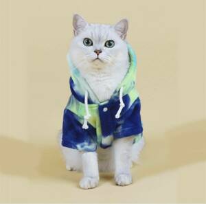 0517.54　新品　中型犬　猫　向け　サイズM　冬用服　パーカ－　帽子付き　リード穴付き　ユニ－クなカラ－　静電気防止