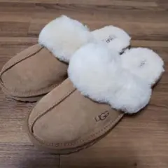 1349　UGG　アグ　ボア　スリッパ　24.5　新品未使用