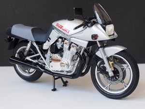 タミヤ　SUZUKI GSX1100Sカタナ 1/12 完成品