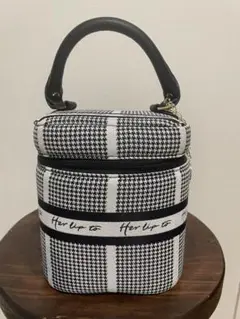 Her lip to Jacquard Vanity Bag silver