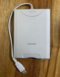 平成レトロ品 東芝　TOSHIBA USB FDD フロッピーディスク ドライブ PA2680U ジャンク品 送料無料