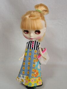 Doll Dressingハンドメイド ペッパーちゃん/ブライスお洋服セット人形/アウトフィット/衣装/ワンピース/花柄ドレス/バッグ/ドール服/レトロ