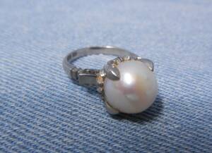 WG　K14の刻印　パール　真珠の指輪　ホワイトゴールド　6.0g・真珠の直径1.0cm