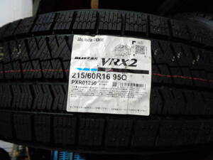 S207 未使用スタッドレスタイヤ　BSブリザックVRX2　215/60R16　日本製　2022年製　在庫処分４本　最終品！