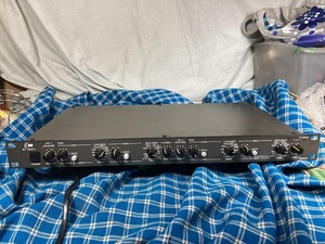 　激安　 3way 　ST300CX 　チャンネルディバイダー　　クロス周波数連続可変　　完動品【3ヶ月保証】