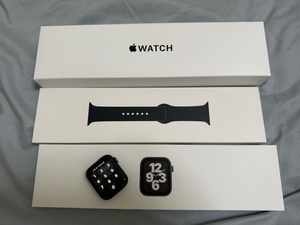 ★アップル(Apple)★ MKQ63J/A Apple Watch SE（GPSモデル） 44mm スペースグレイ＿ミッドナイトスポーツバンド＿中古