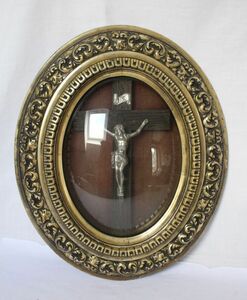 ベルギー アンティーク 古いドームガラスのCrucifix 金色の枠 美品