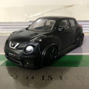 絶版burago 1/43 Nissan JUKE-R