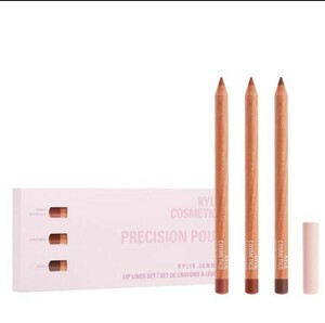 【precision pout lip liner set】リップライナーセット★カイリーコスメティックス　kyliecosmetics リップペンシル