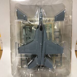 1/144 F/A-18E スーパーホーネット VFA-143 PUKIN DOGS ロービジ 米海軍・海兵隊の名機たち カフェレオ アメリカ海軍