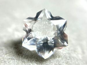 ★100円スタート★ホワイトクォーツ スノーフレーク カット　1.96ct 9.5x8.3mm VVS 天然　宝石　ブラジル