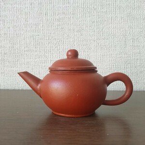 宜興　荊渓南孟臣製　唐物　宜興　朱泥　茶壷　小振り 茶器　中国美術　急須　煎茶道具