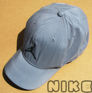 即決■NIKE■無彩色だが心が彩色cap■■古着