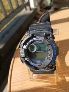 G-SHOCK DW-9900-2 ブラック/ブルー　Qz