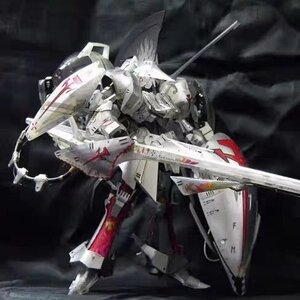 GK (B_761) 白型 1/100 ライド・ファントムV3 ファイブスター物語 フィギュア 未組立モデル