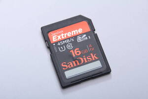 16GB SDHC カード SanDisk Extreme 45MB/s 4hr.