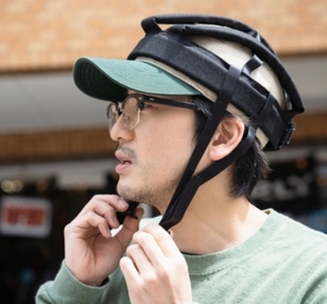 BLUE LUG オリジナルのカスク my first casque HELMET BLACK