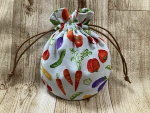 巾着袋 巾着　野菜　丸底　ハンドメイド ミニ巾着 drawstring bag handcrafted 