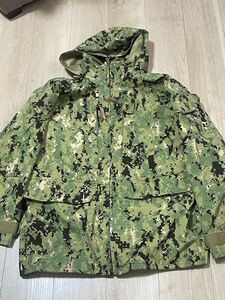 米軍放出品　中古良品　ＵＳ　ＮＡＶＹ　ＮＷＵ　ＴＹＰＥ　Ⅲ ＧＯＲＥ-ＴＥＸ　ゴアテックスジャケット　Ｍ-Ｌ