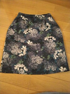 美品　　 SHIPS シップス 花柄 　スカート size36　 ■◇ ☆ 　レディース