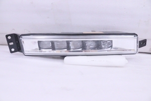 36-1611★値下 美品★前期 LED RU1 ヴェゼル★右フォグランプ STANLEY W2885 ASSY メッキ 純正★ホンダ (RO)