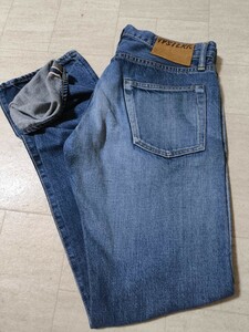 サイズ：30　美品　日本製　HYSTERIC GLAMOUR(ヒステリックグラマー) / STUDS DENIM/ジーンズ デニム パンツ DENIM　セルビッチ　赤耳