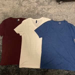 エイチアンドエム 新品 未使用品 H&M 半袖Tシャツ 3枚セットVネック M 白 青 赤茶 L ホワイト ブルー ワインレッド 夏 お買い得 これから