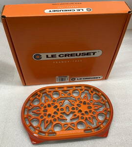 ◇ Le Creuset ル・クルーゼ トリベット オーバル 鍋敷き 【裏面汚れあり】 幅約27cm 奥行き約17cm / 中古(S240327_8)