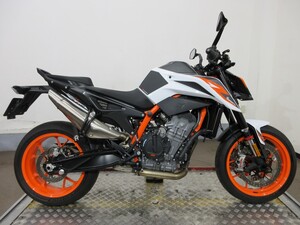 【60786】ＫＴＭ　８９０デュークＲ　使い勝手＋スポーツ性能の高さが人気！