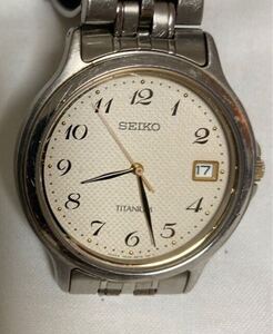 SEIKO セイコー 腕時計　チタニウム　7N42-8A60